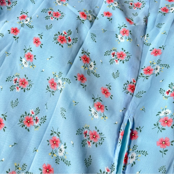 Rihoas Baby Blue Floral Tie Strap Midi Dress - Picture 4 of 4